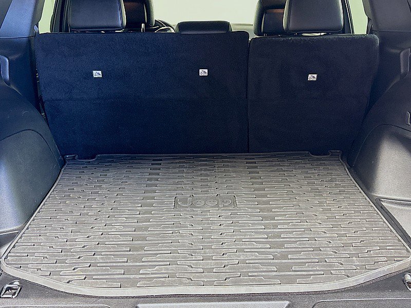 Used 2021 Jeep Grand Cherokee Limited w/ Quick Order Package 2GK 80th image 26