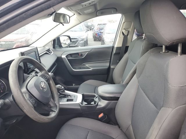 Used 2020 Toyota RAV4 LE w/ All Weather Liner Package image 17