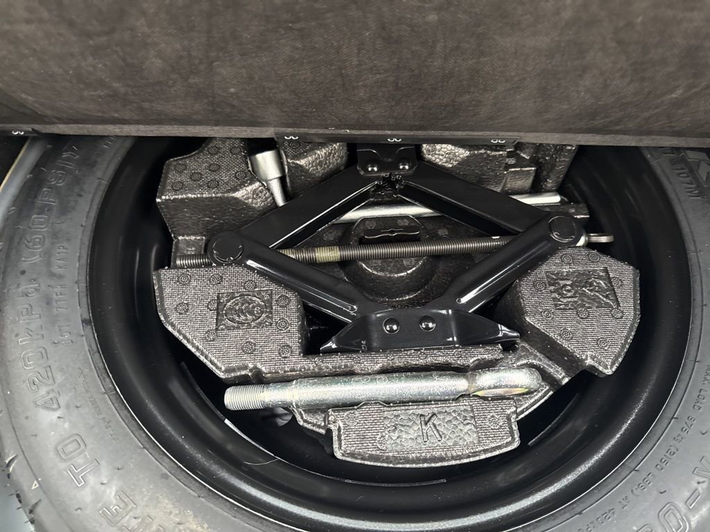 Used 2022 Subaru Crosstrek 2.5i Sport w/ Moonroof Package image 45