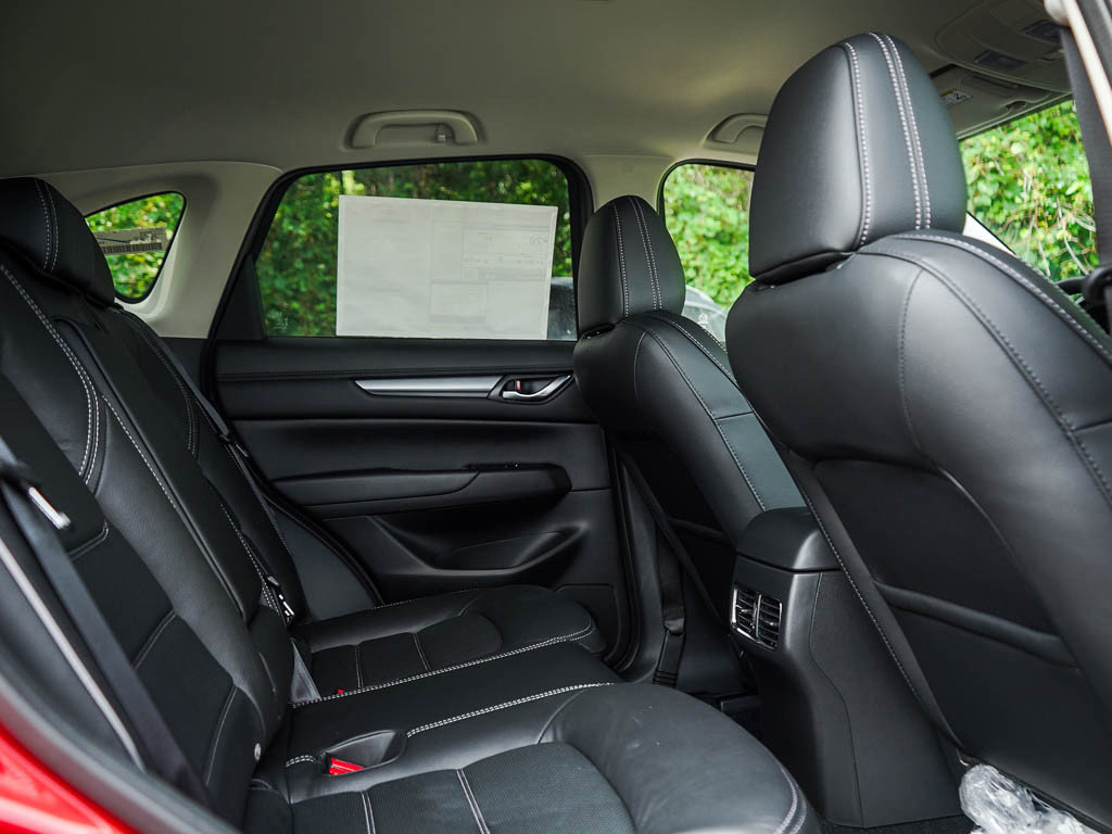New 2025 MAZDA CX-5 AWD 2.5 S w/ Preferred Package image 12
