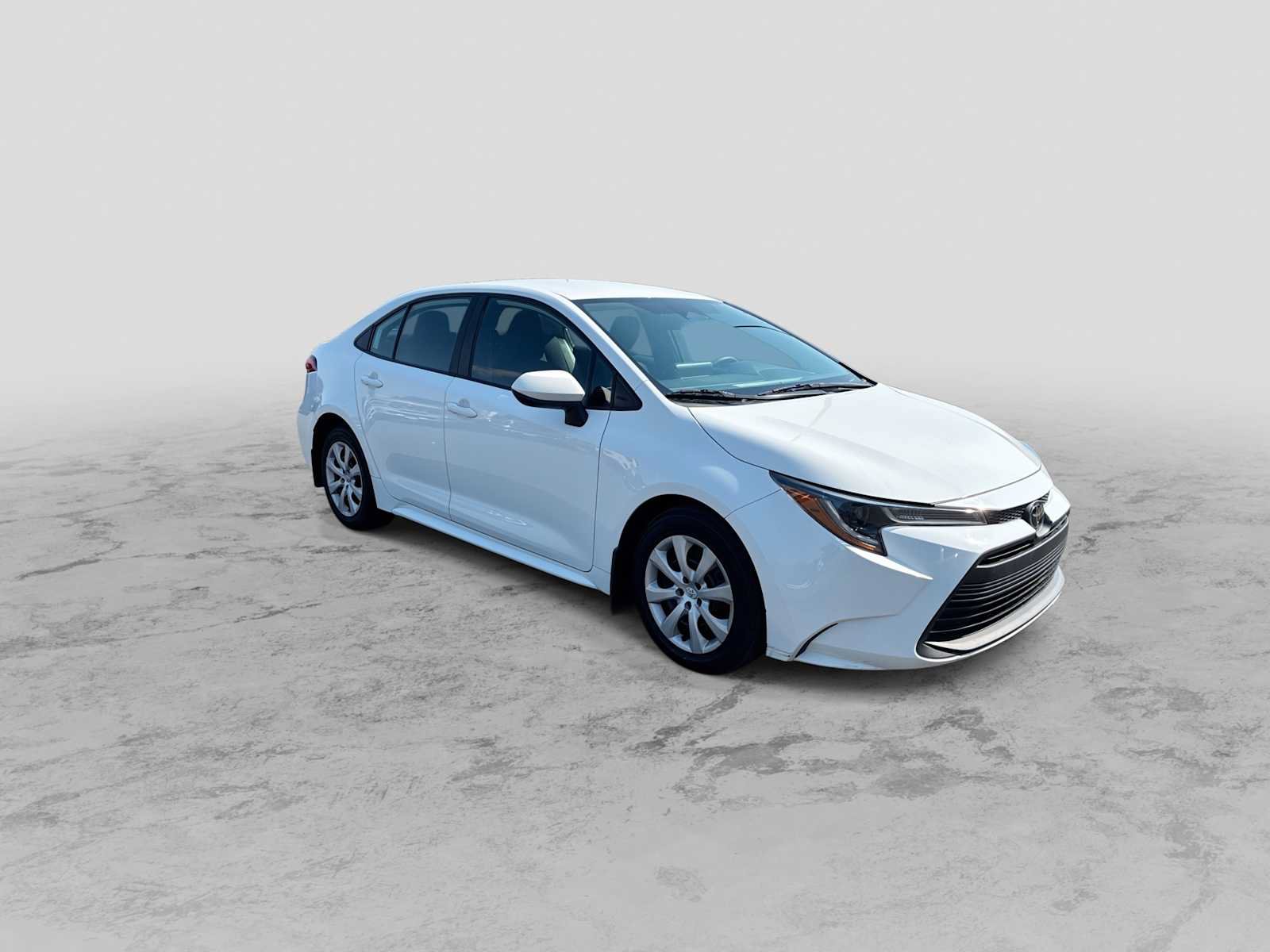 Used 2024 Toyota Corolla LE FWD video 2