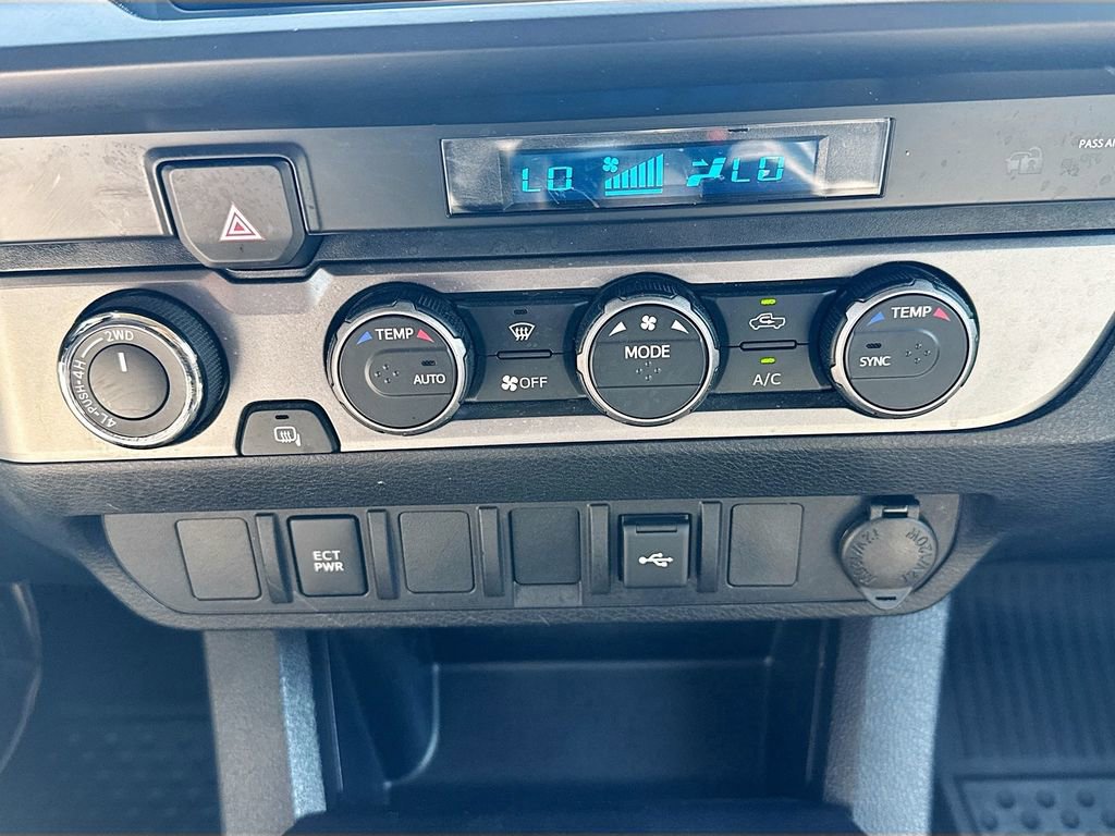 Used 2023 Toyota Tacoma SR AWD/4WD image 17