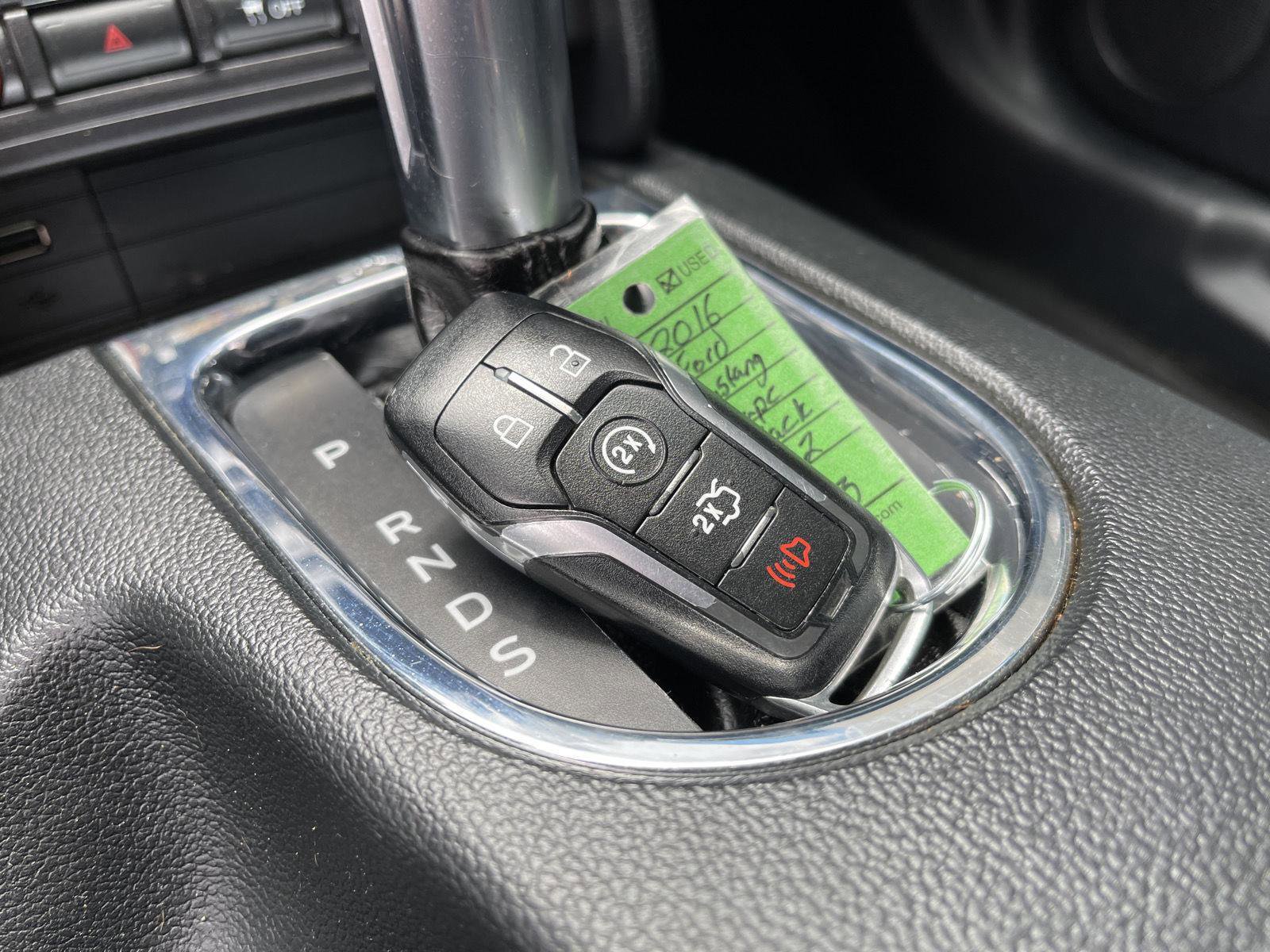 Used 2016 Ford Mustang Coupe RWD image 32