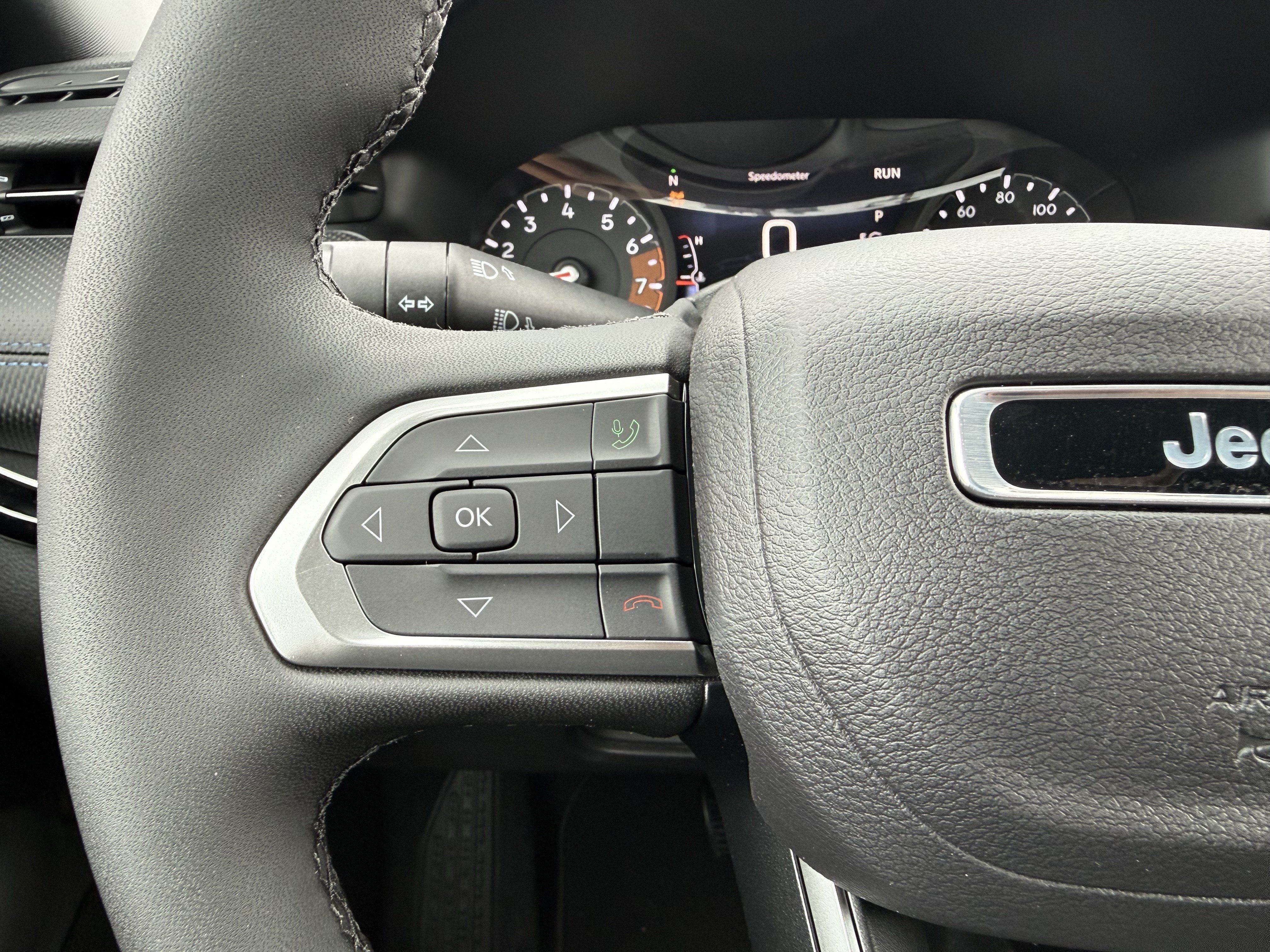 New 2026 Jeep Compass Latitude AWD/4WD image 18