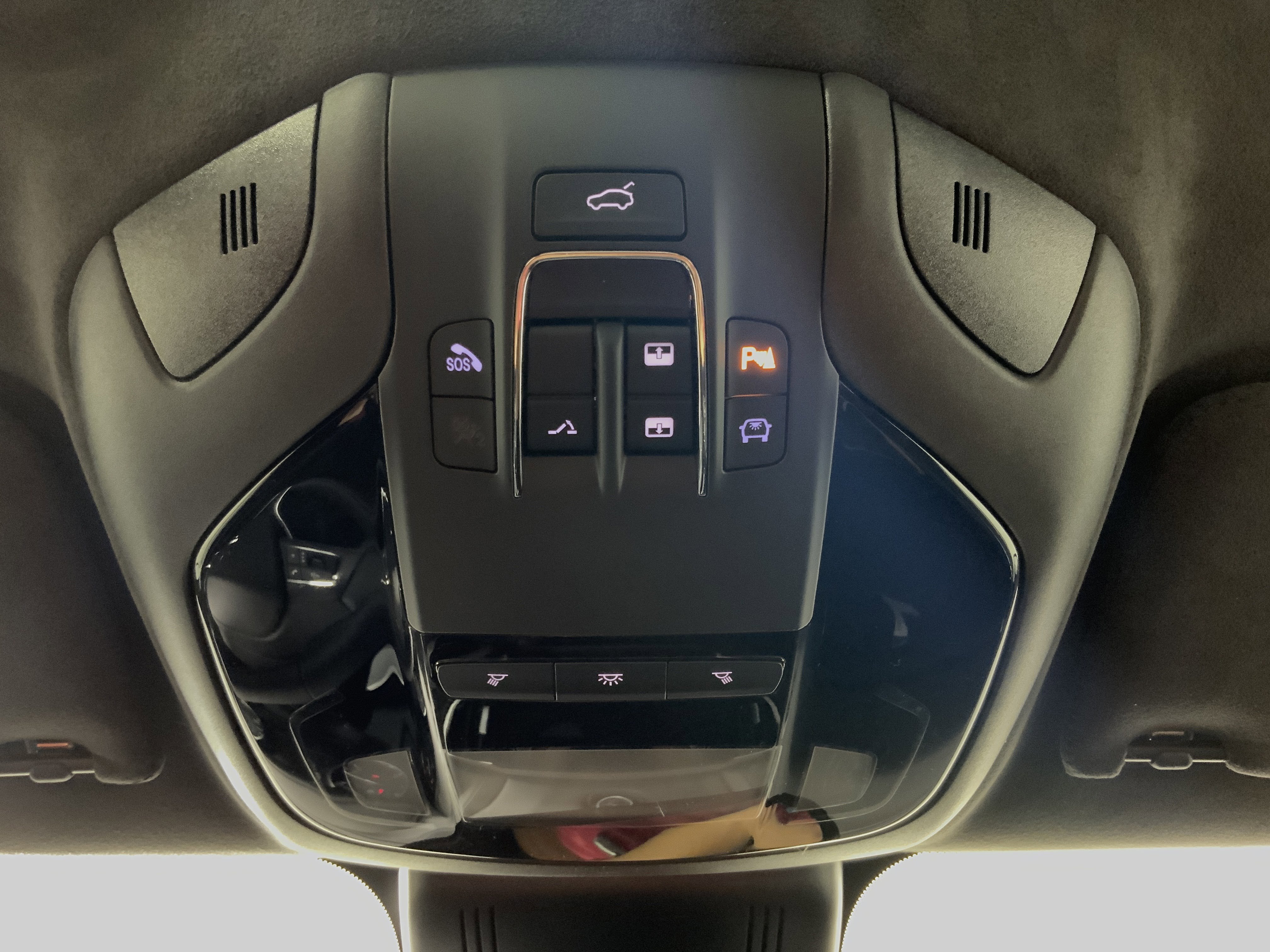 Used 2024 Maserati Ghibli Trofeo image 31