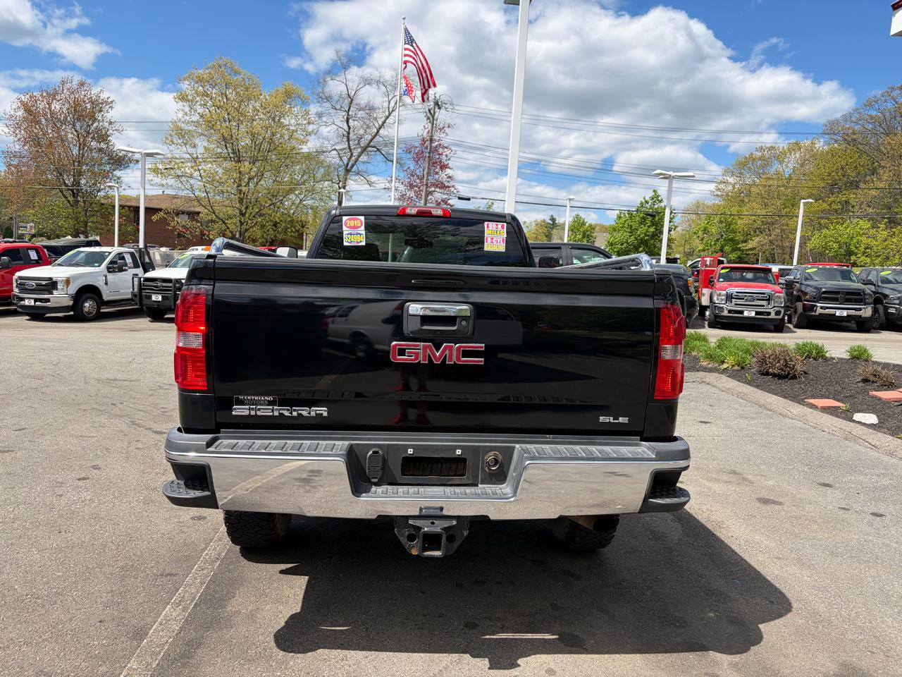 Used 2015 GMC Sierra 2500 SLE w/ SLE Preferred Package AWD/4WD image 9