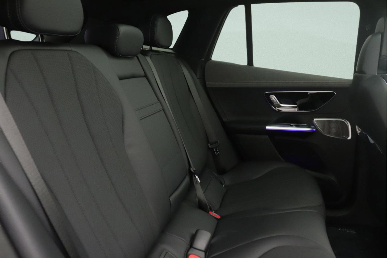 New 2026 Mercedes-Benz EQE 320 4MATIC SUV image 8