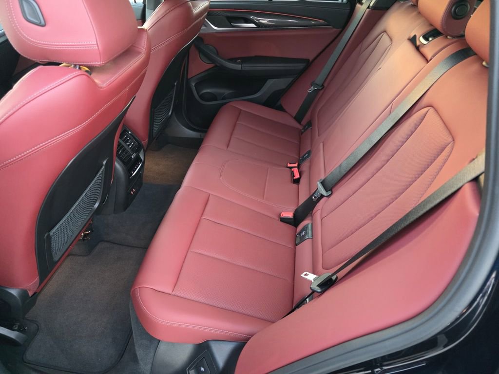 Used 2024 BMW X3 M40i image 16