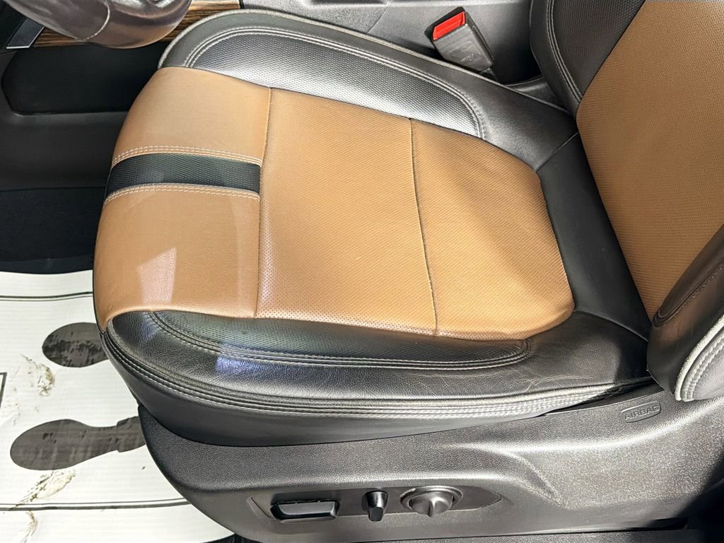 Used 2021 Chevrolet Silverado 1500 High Country w/ Technology Package image 21