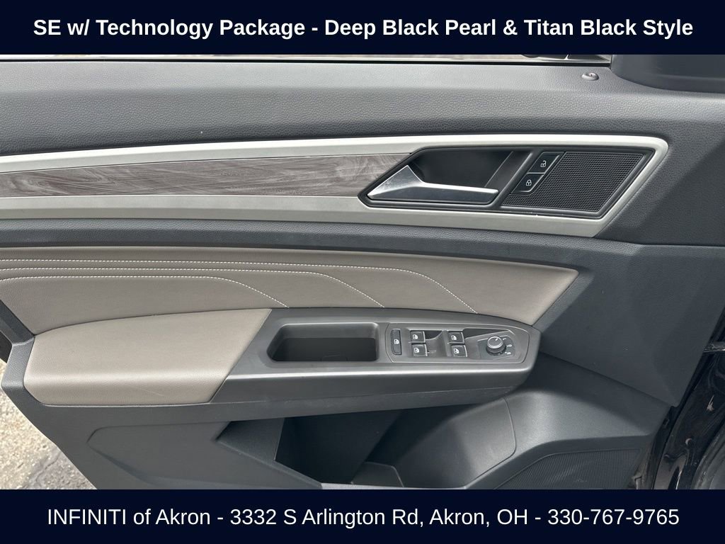 Used 2022 Volkswagen Atlas Cross Sport SE image 38