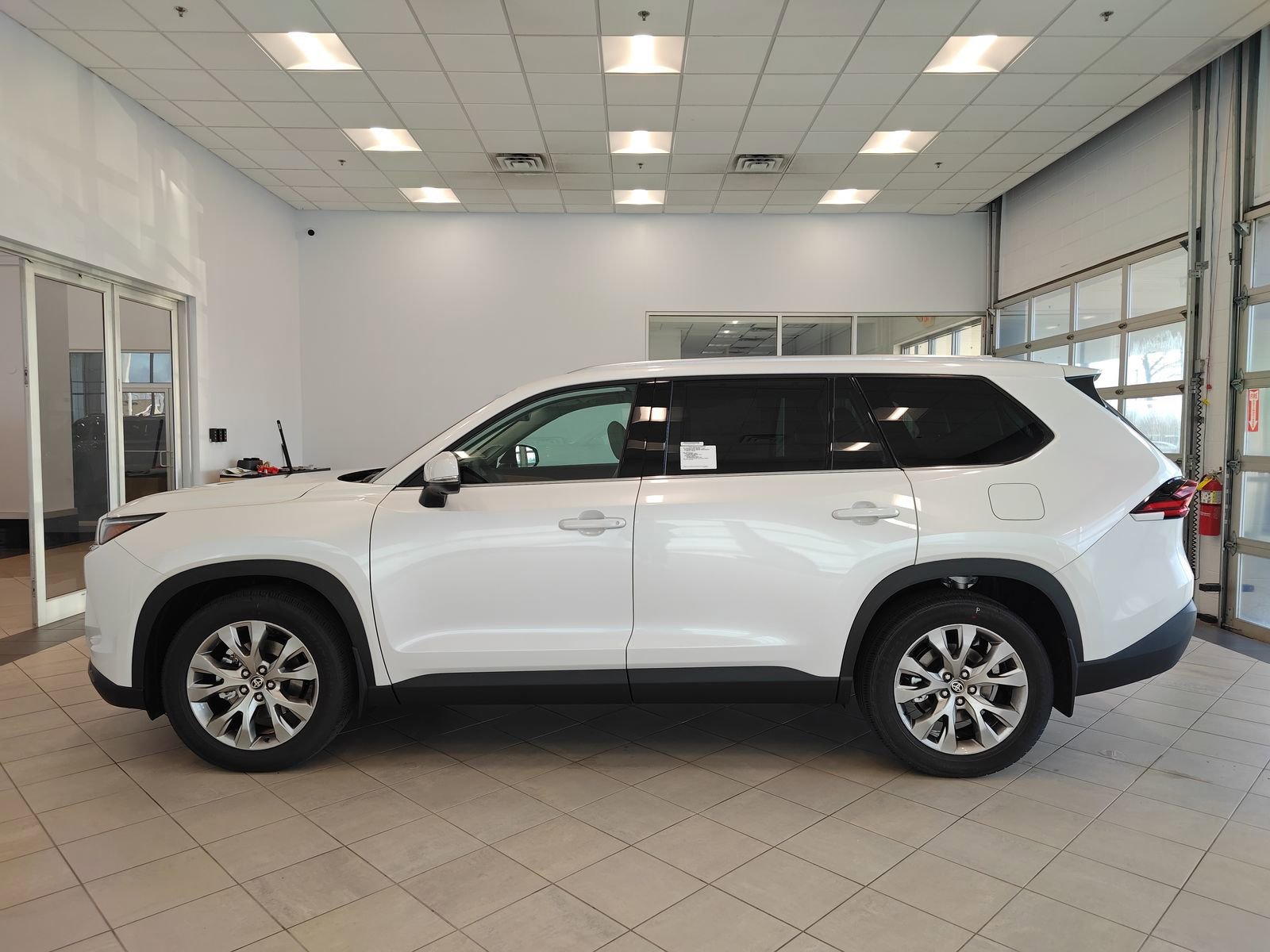 New 2026 Toyota Grand Highlander Limited image 7