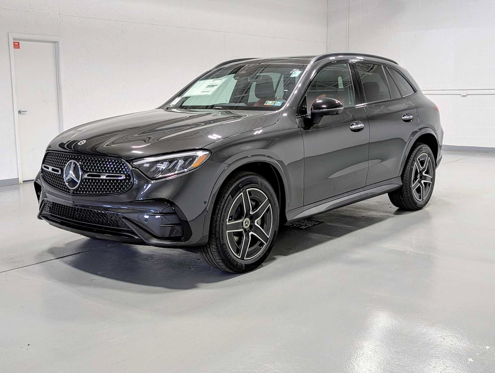 New 2026 Mercedes-Benz GLC 300 4MATIC image 1
