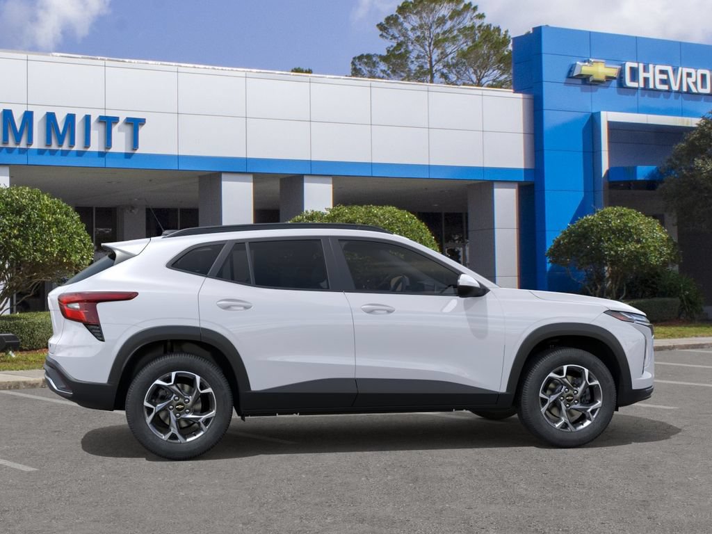 New 2026 Chevrolet Trax LT FWD image 5