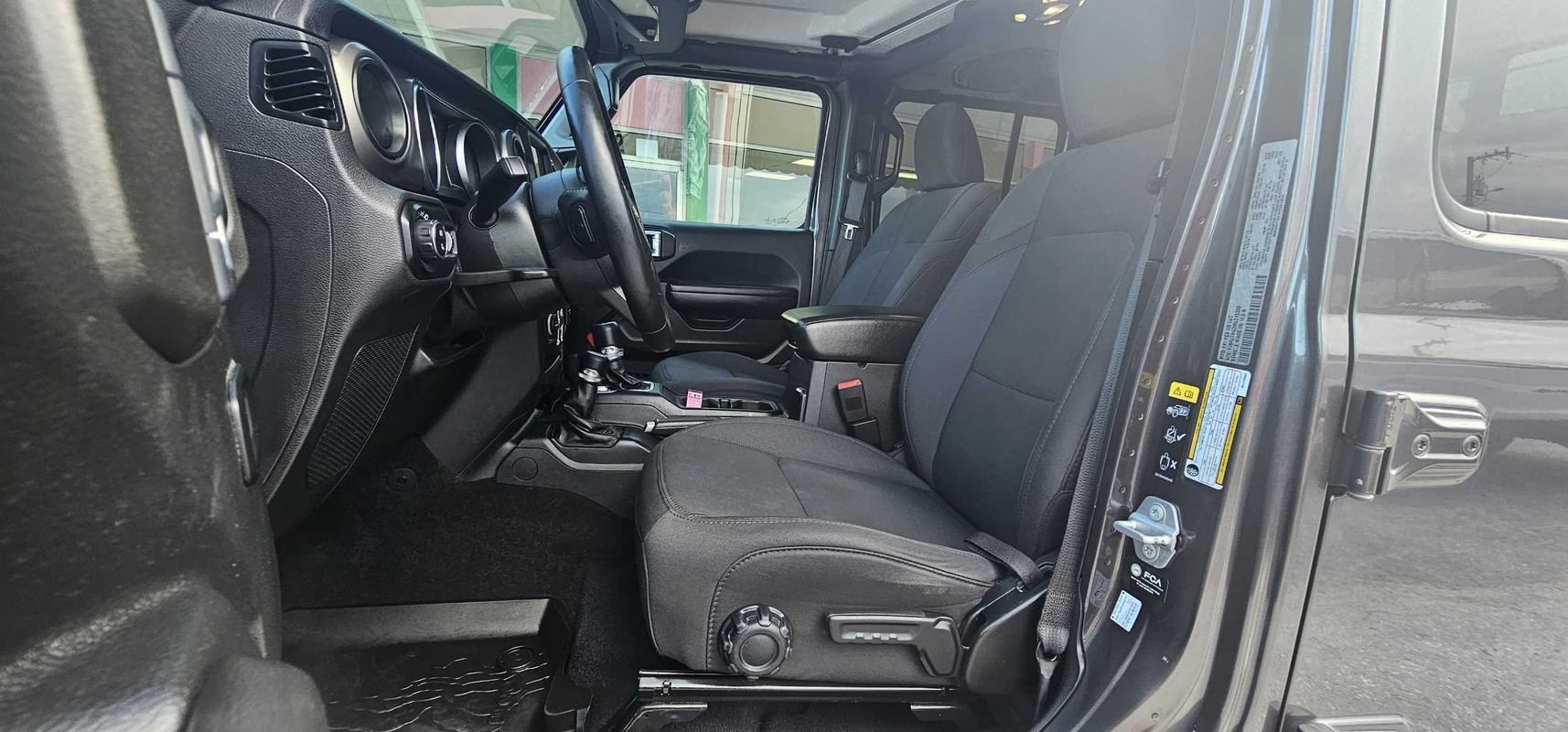Used 2021 Jeep Gladiator Sport AWD/4WD image 8