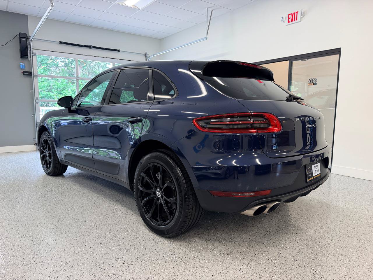 Used 2015 Porsche Macan S AWD/4WD image 6
