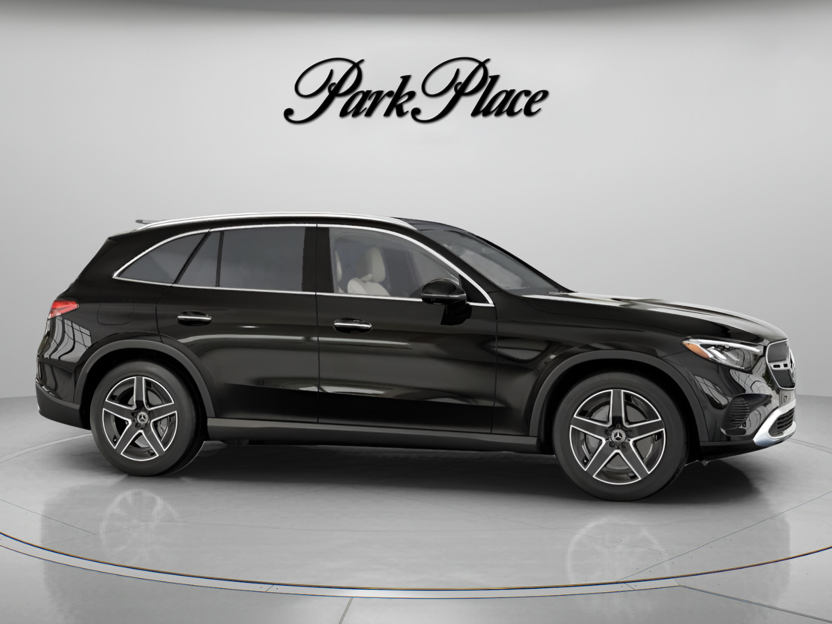 Certified 2026 Mercedes-Benz GLC 300 4MATIC image 32