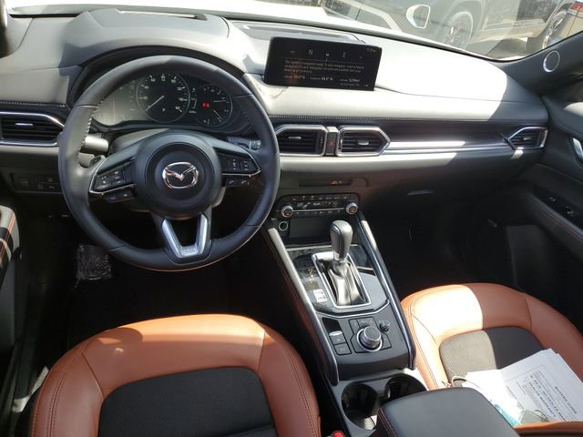 Certified 2025 MAZDA CX-5 Carbon Edition AWD/4WD image 10