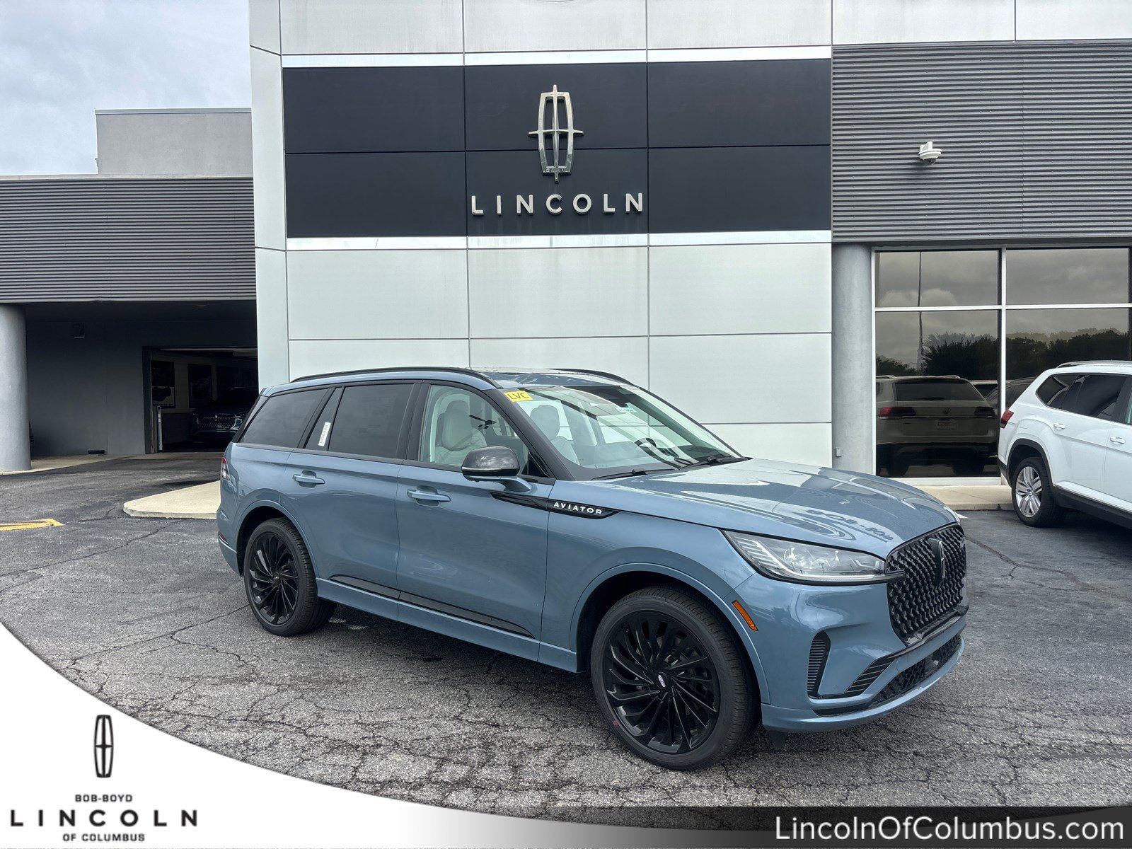 New 2027 Lincoln Aviator Reserve AWD/4WD image 1