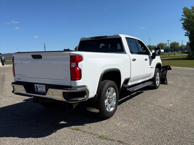 Used 2022 Chevrolet Silverado 3500 LTZ AWD/4WD image 10