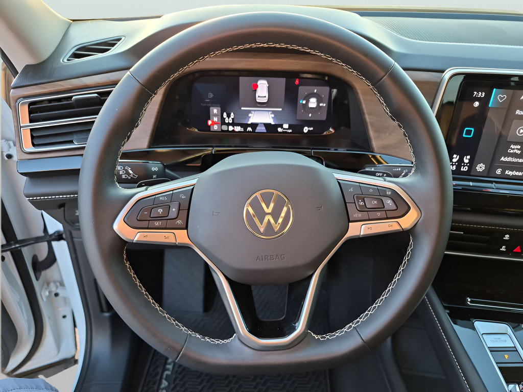 Used 2024 Volkswagen Atlas SE FWD image 23