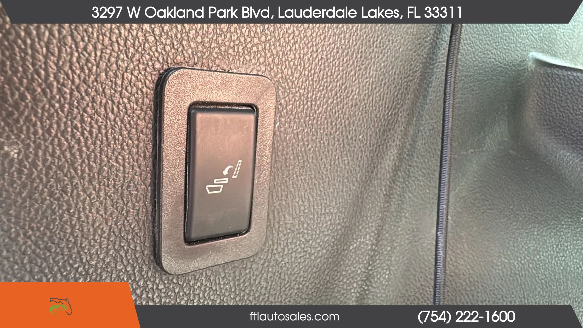 Used 2015 Cadillac Escalade Premium RWD image 50