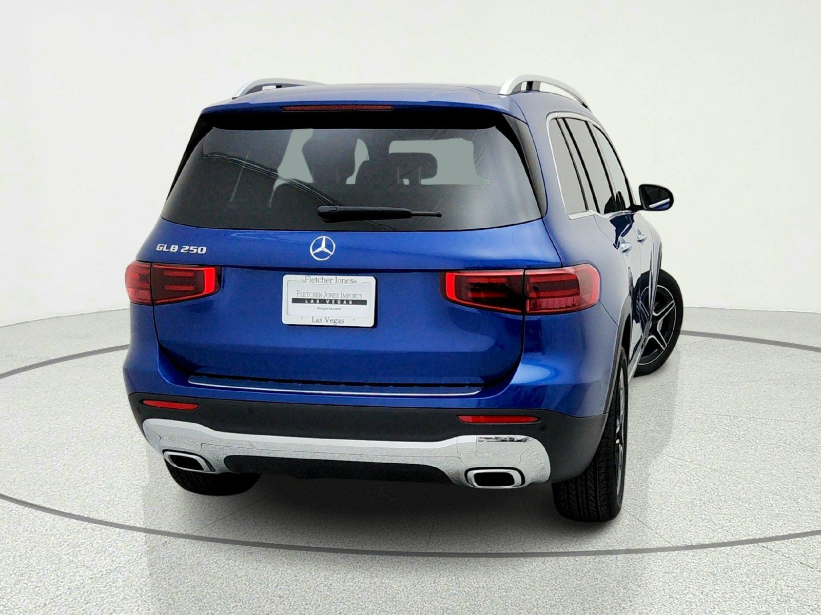 New 2026 Mercedes-Benz GLB 250 image 10
