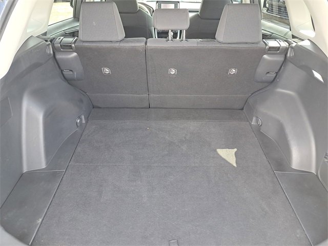 Used 2021 Toyota RAV4 LE image 9