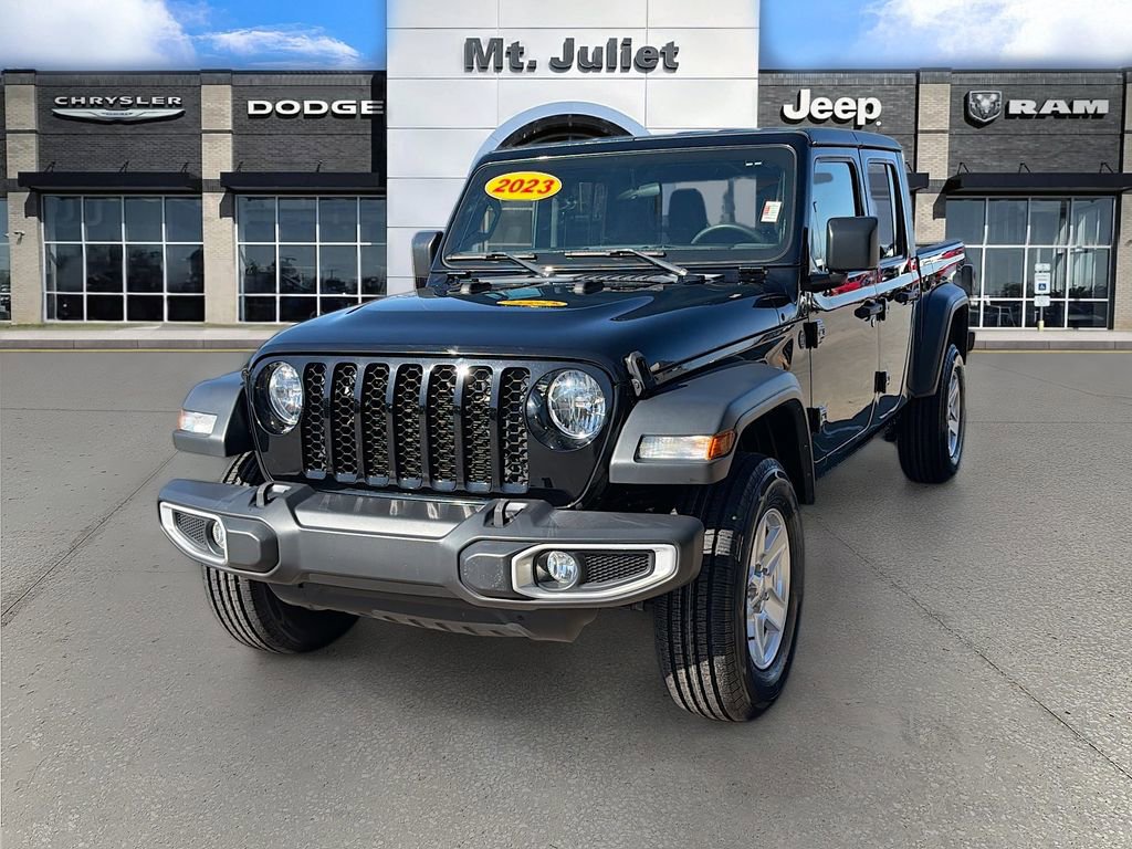 Used 2023 Jeep Gladiator Sport image 8