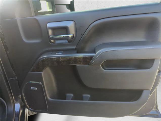 Used 2015 GMC Sierra 2500 Denali w/ Duramax Plus Package image 24