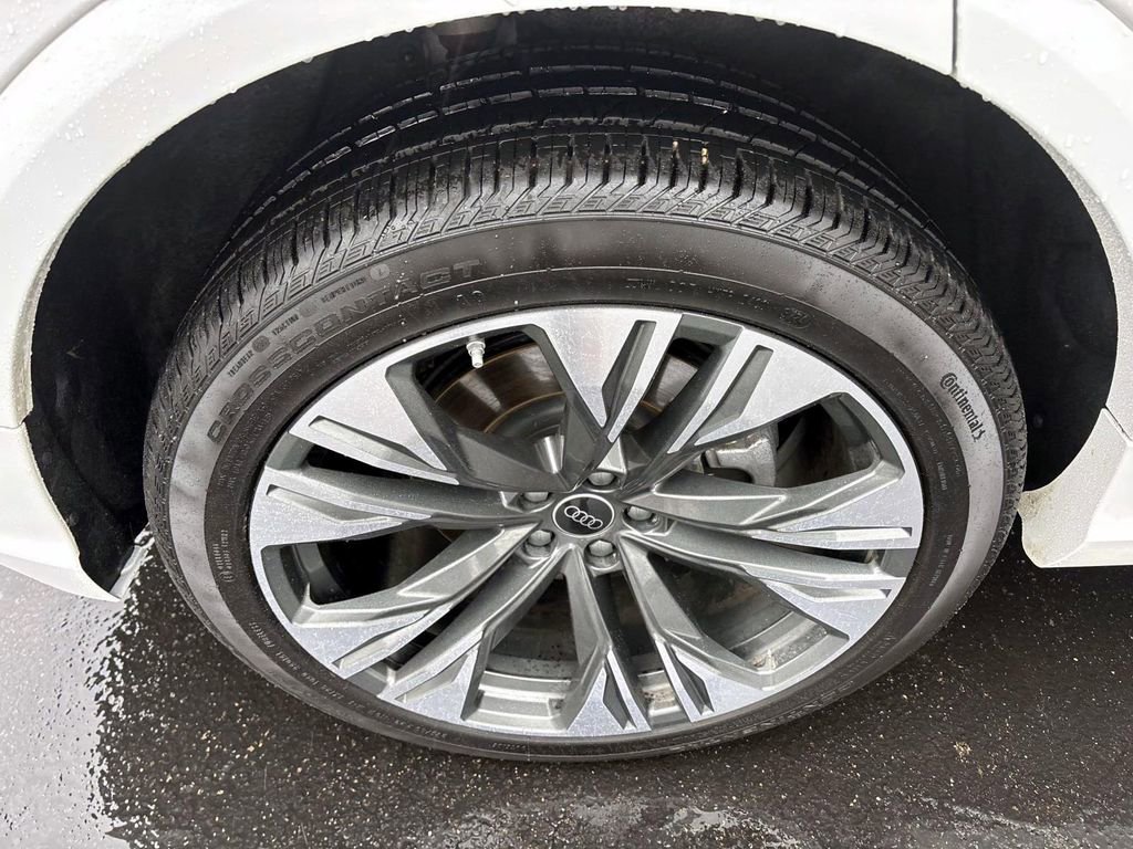 Certified 2025 Audi Q8 Premium Plus w/ Premium Plus Package image 10