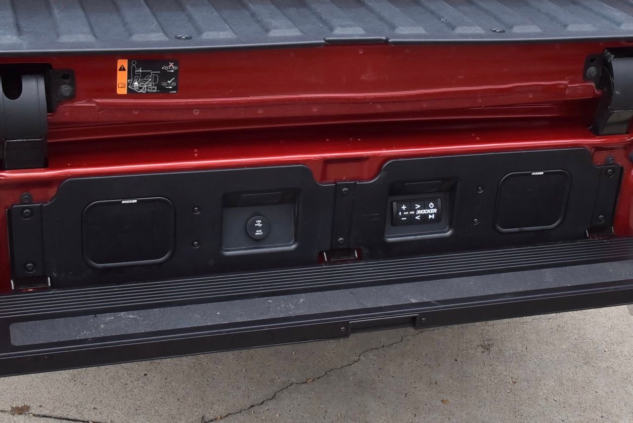 Used 2025 GMC Sierra 1500 AT4X image 41