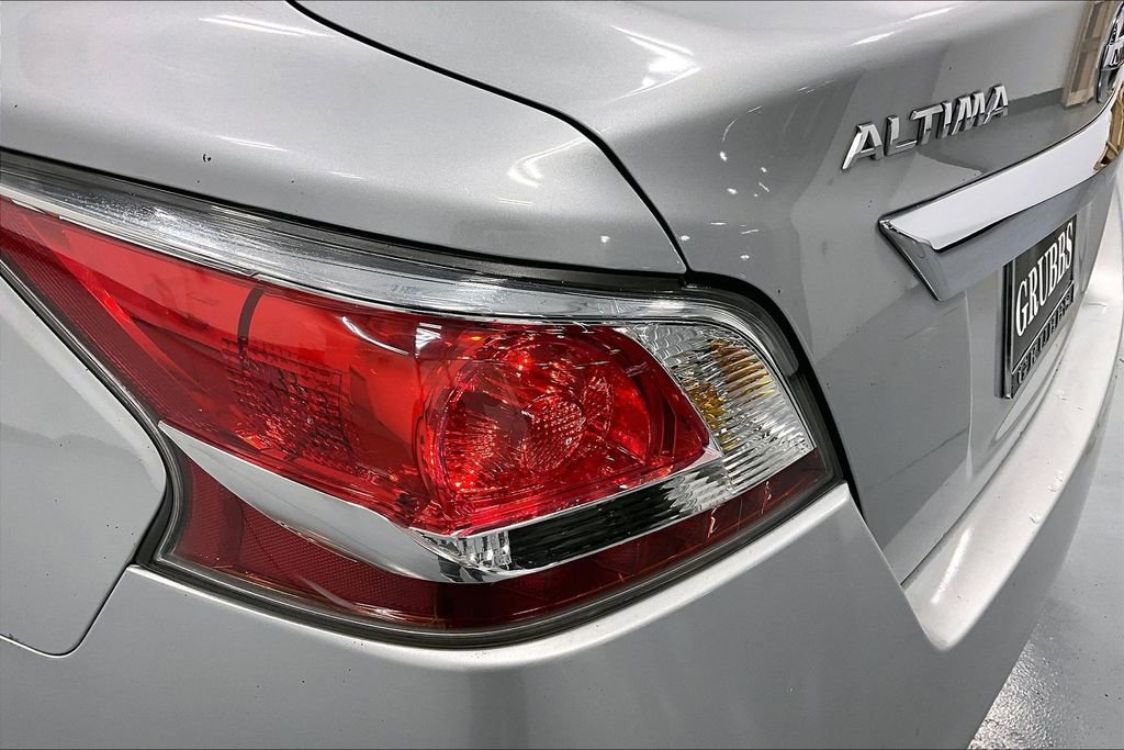 Used 2015 Nissan Altima 2.5 S image 36