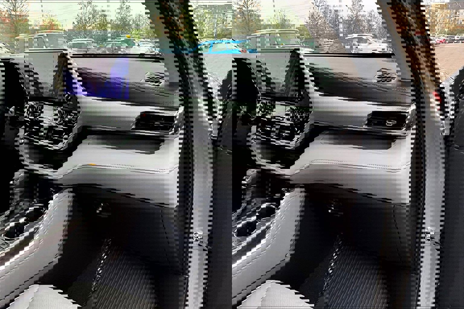 Used 2026 Toyota Highlander Platinum image 15