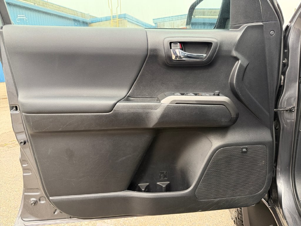 Used 2021 Toyota Tacoma TRD Pro AWD/4WD image 20