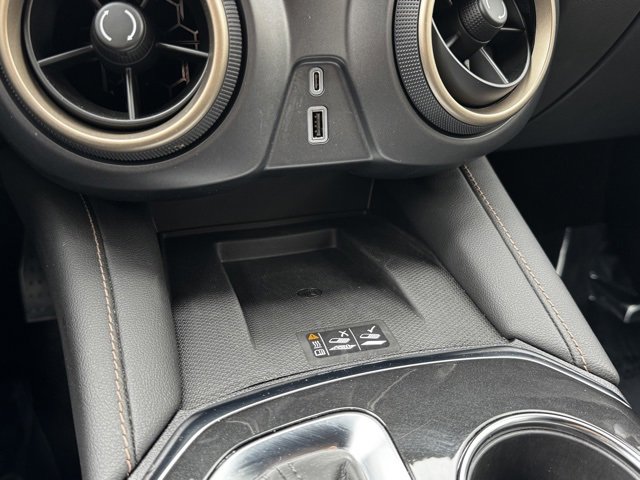 Used 2025 Chevrolet Blazer Premier w/ Driver Confidence II Package image 15