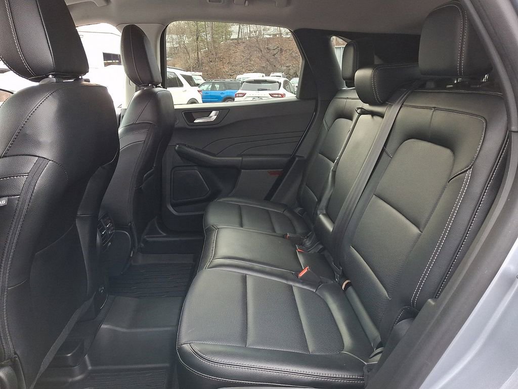 Certified 2022 Ford Escape SEL w/ Technology Package image 10