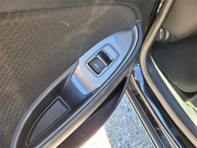 Used 2025 Chevrolet Malibu LS image 15