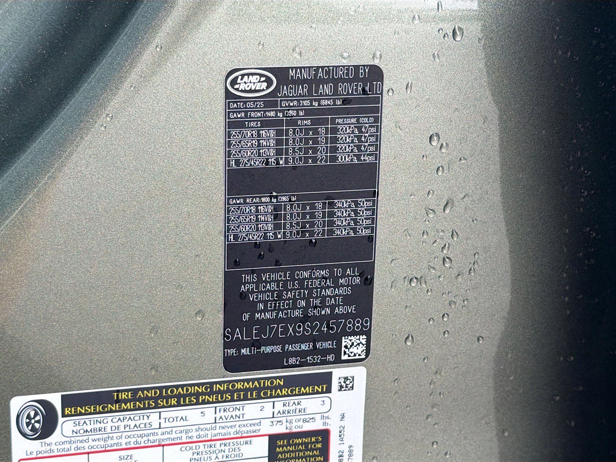 Used 2025 Land Rover Defender 110 S image 44