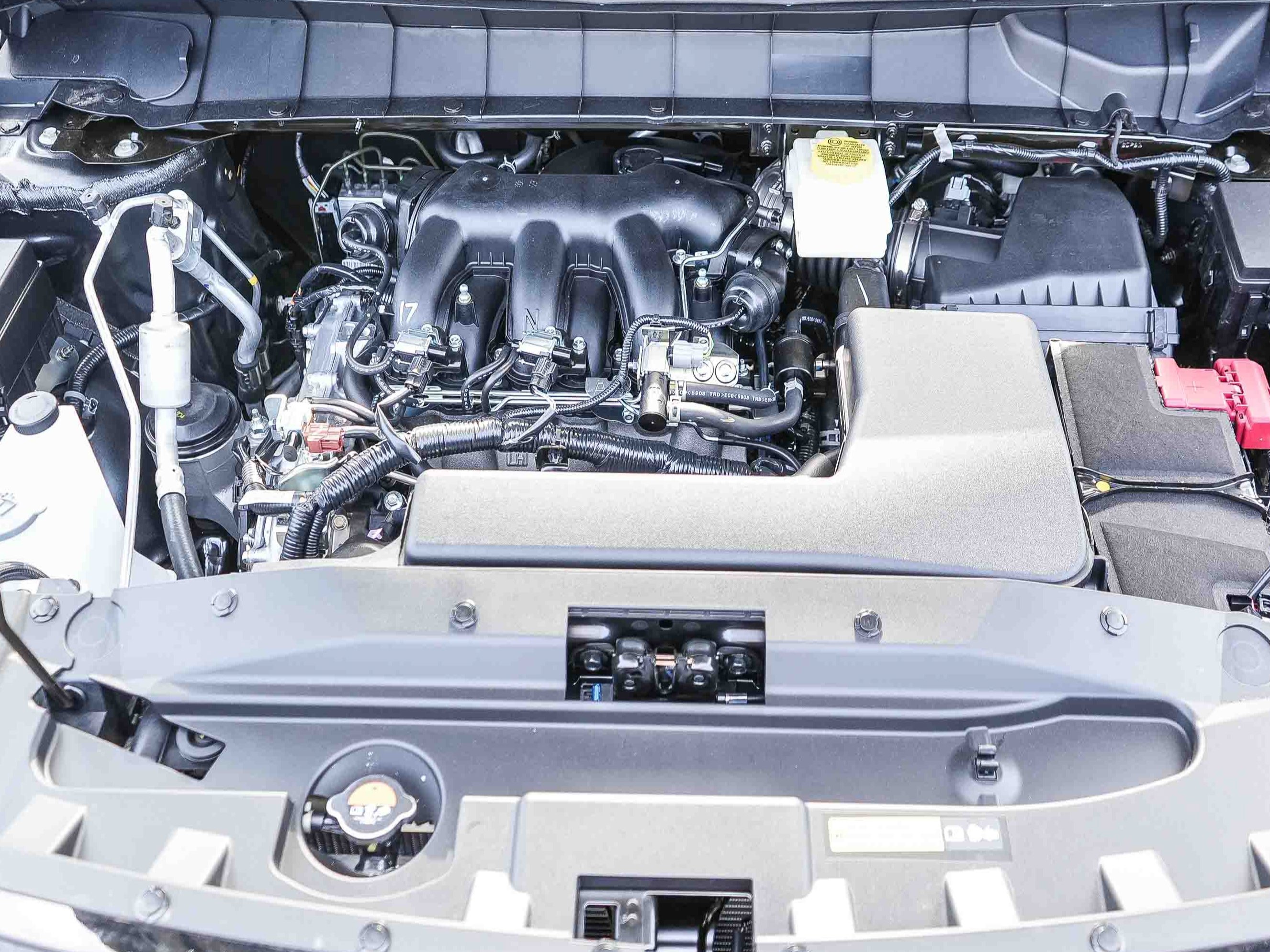 New 2026 Nissan Pathfinder Platinum FWD image 8