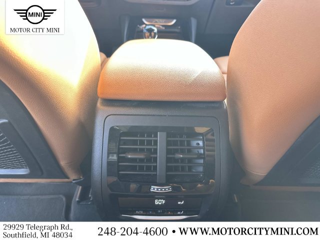 Used 2024 BMW X3 xDrive30i w/ Premium Package w/ZPA AWD/4WD image 17
