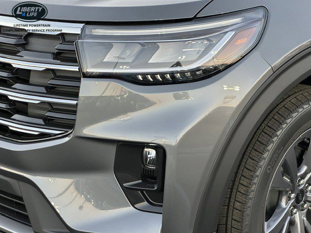 New 2026 Ford Explorer Active w/ Active Comfort Package AWD/4WD image 9