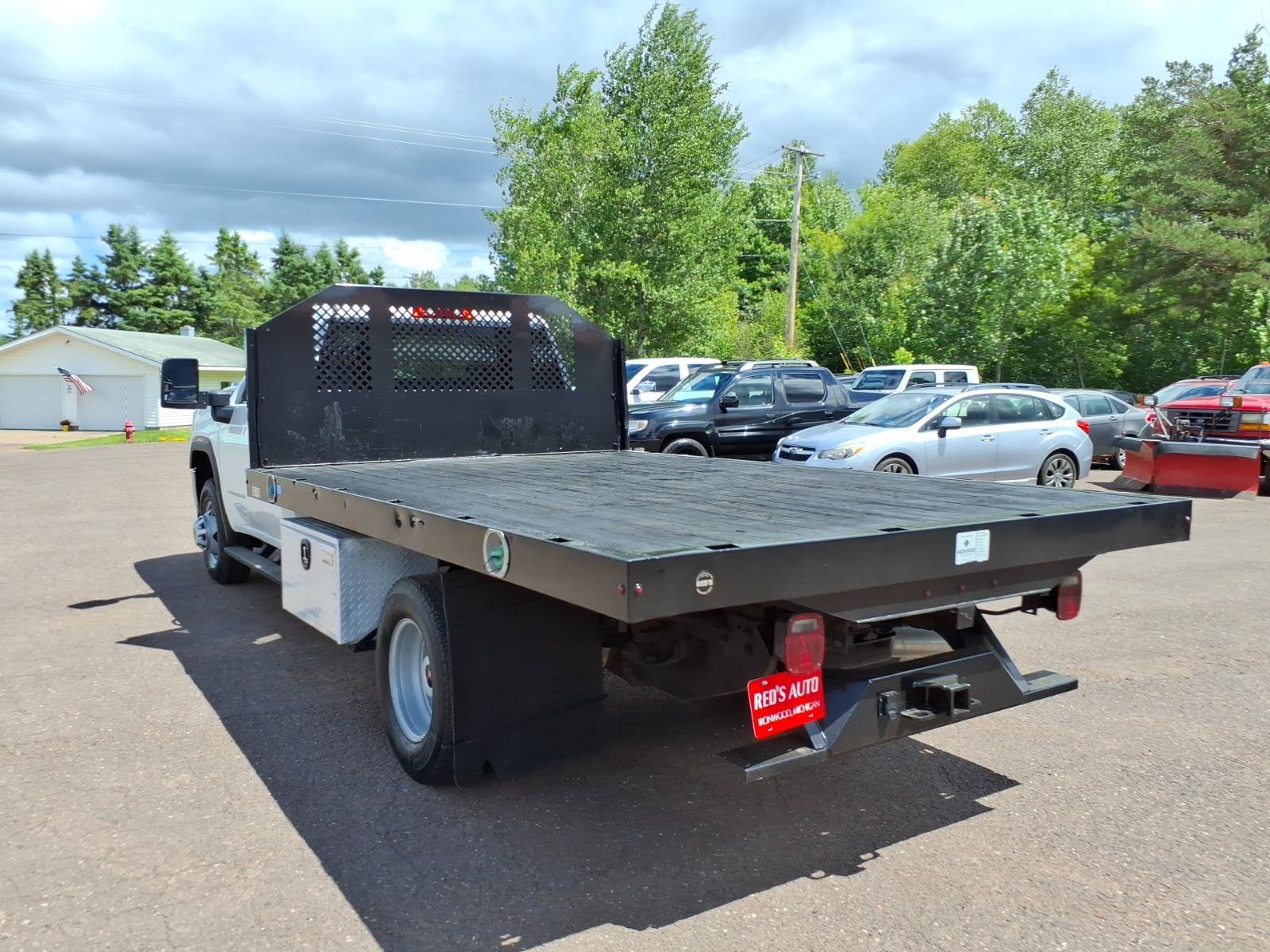 Used 2023 GMC Sierra 3500 Pro w/ Convenience Package AWD/4WD image 4