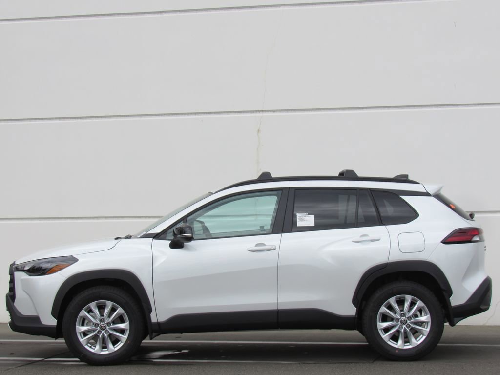 New 2026 Toyota Corolla Cross LE AWD/4WD image 4