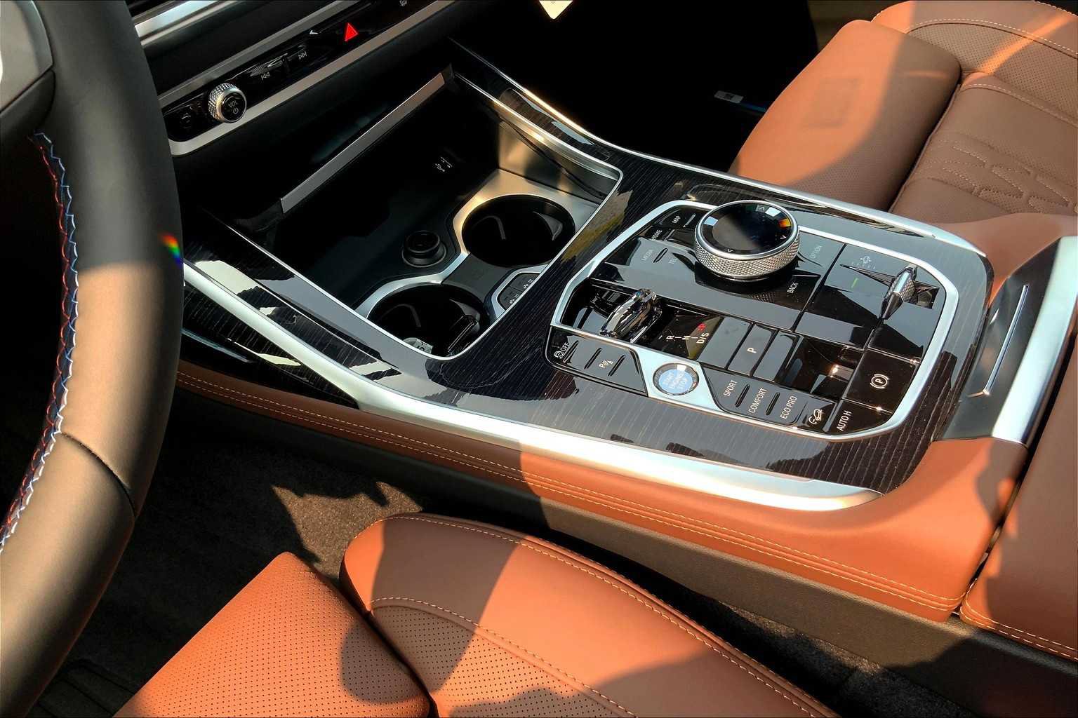 Used 2026 BMW X7 M60i AWD/4WD image 8
