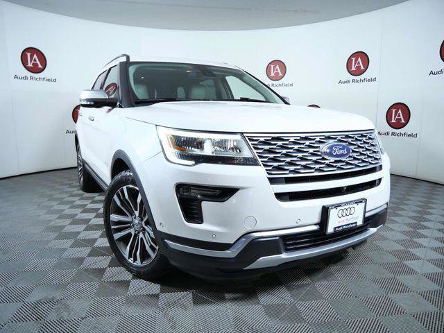 Used 2018 Ford Explorer Platinum AWD/4WD image 2