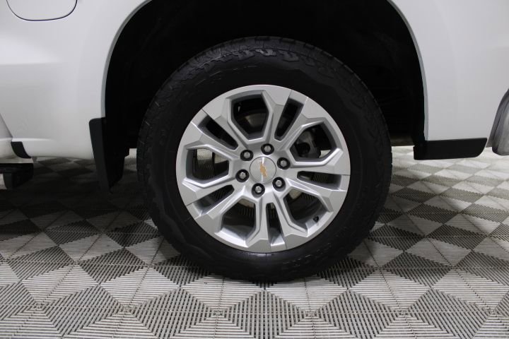 Used 2025 Chevrolet Silverado 1500 LTZ AWD/4WD image 53