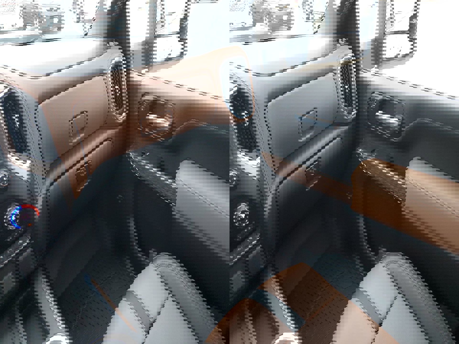 Used 2021 Chevrolet Silverado 3500 High Country image 11