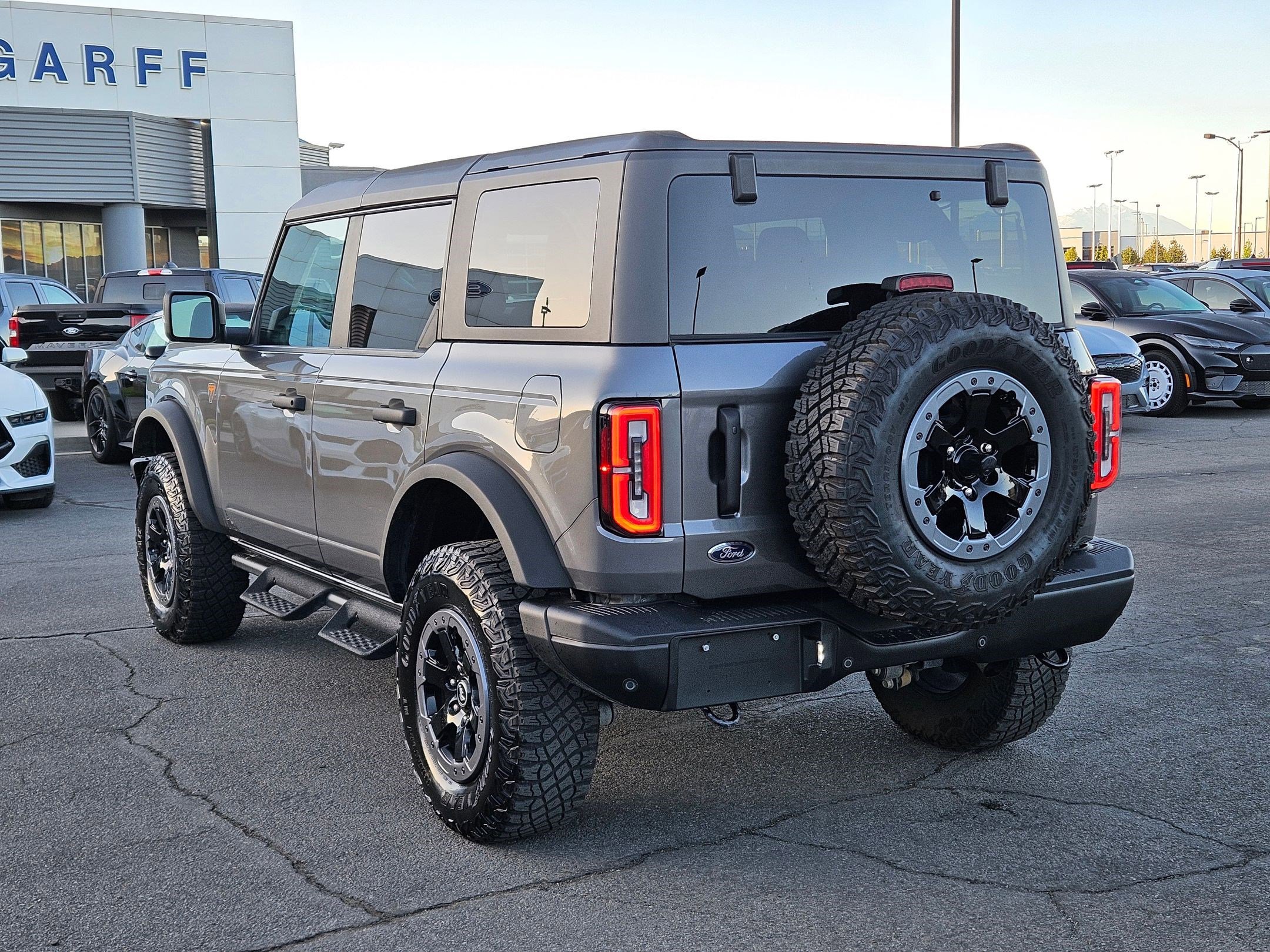 Used 2022 Ford Bronco Badlands AWD/4WD image 8