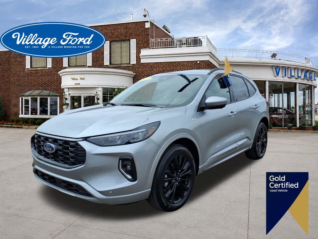 Certified 2023 Ford Escape ST-Line Elite AWD/4WD image 1