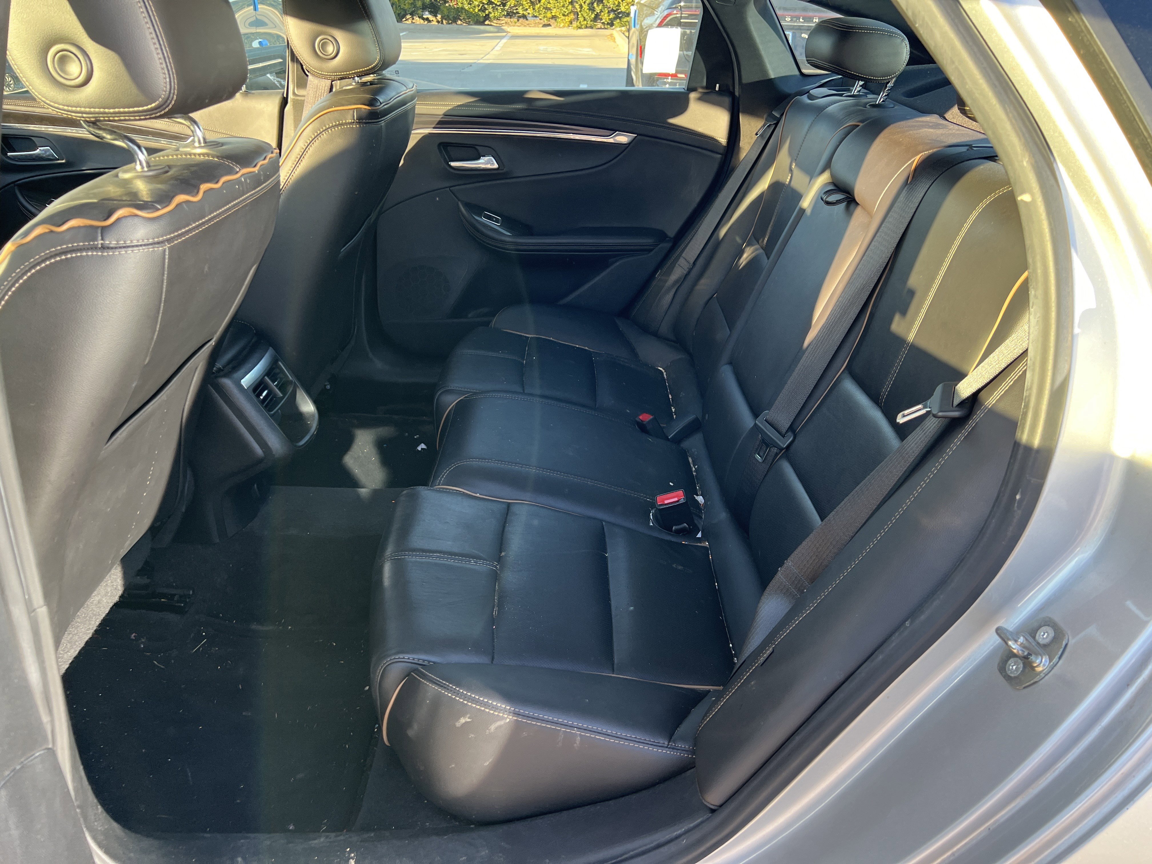 Used 2016 Chevrolet Impala LTZ image 16